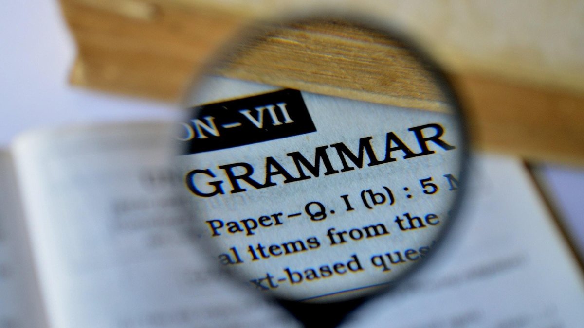alt="Comment devenir bilingue en anglais : méthodes efficaces, immersion linguistique et pratique quotidienne pour progresser rapidement"