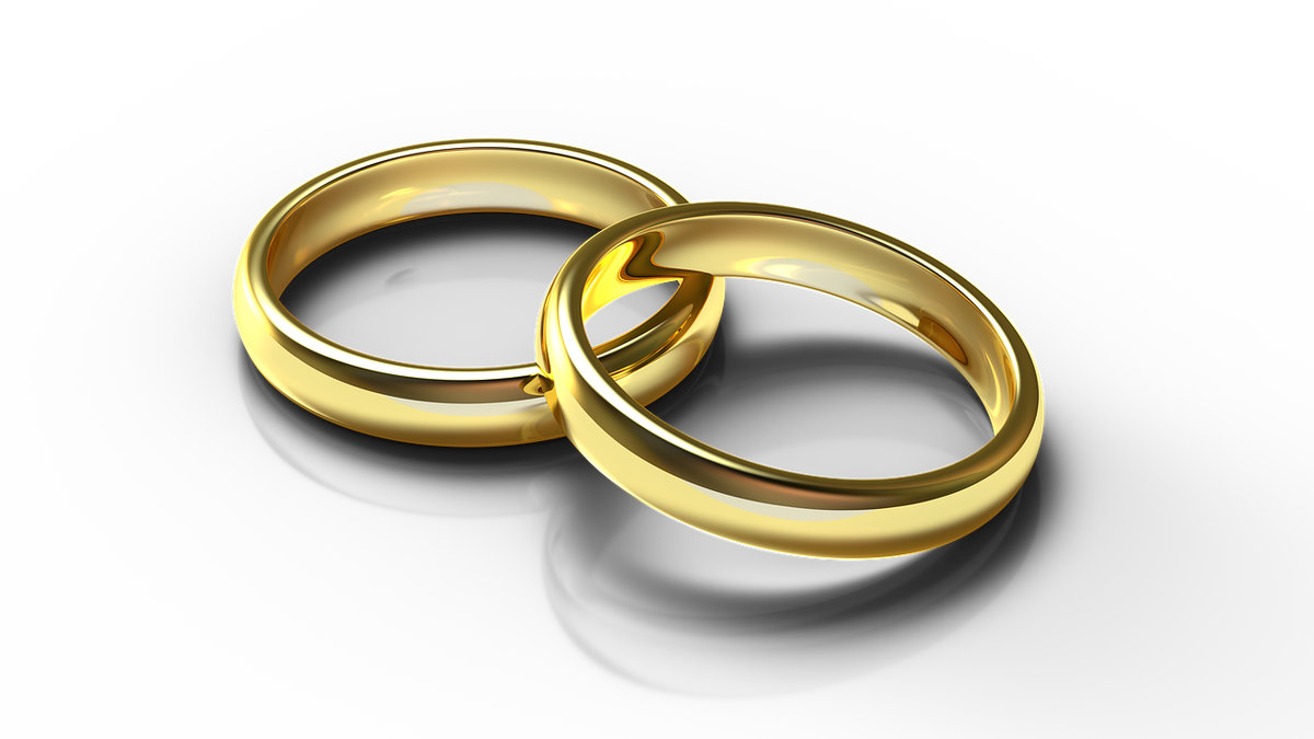 alt="Dois-je faire traduire un acte de mariage religieux : traduction assermentée pour démarches administratives, visa et reconnaissance à l'étranger"