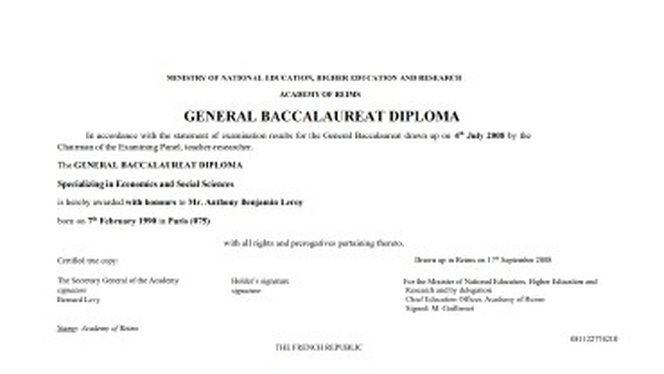 alt="Comment faire traduire mon diplôme en anglais : traduction assermentée pour études, équivalence, emploi et démarches internationales"